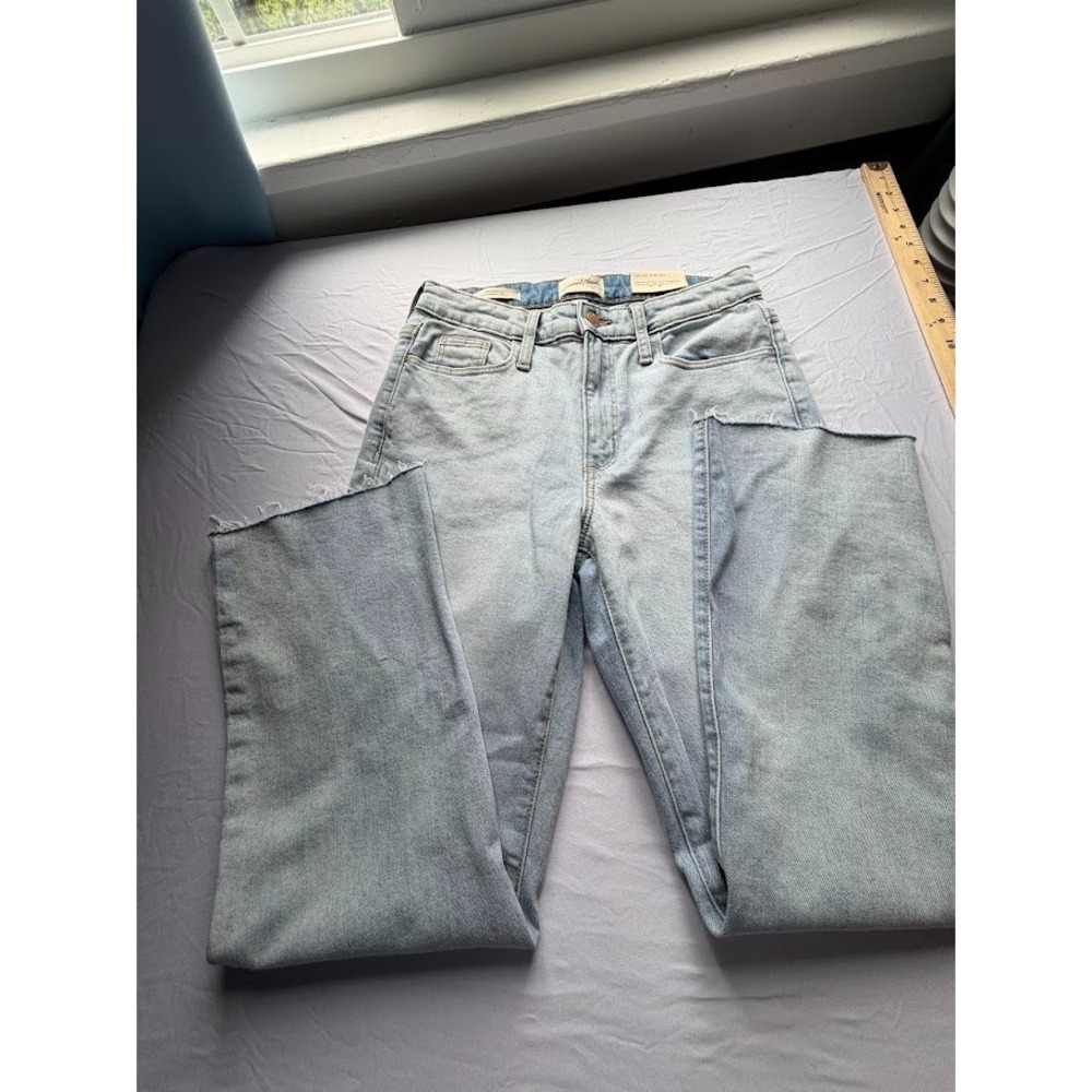 NWT Ankle Bootcut Vintage Thread by Universal Thread - Size 4R